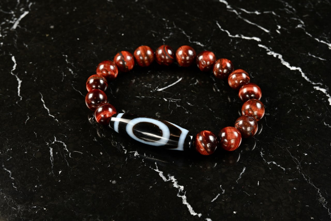 Dzi-Stein 1 Augen mit Falkenauge rot - Selbstbewusstsein, konstruktive Konfliktlösung, Kraft